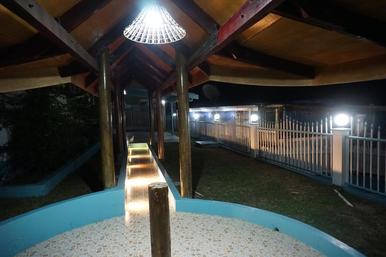 Holiday Hire Fiji ラウトカ エクステリア 写真